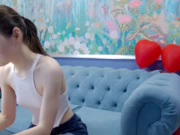 webcam girl kriskras__ capture image #5415741