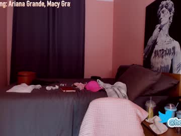 webcam girl hollyextra capture image #3517007