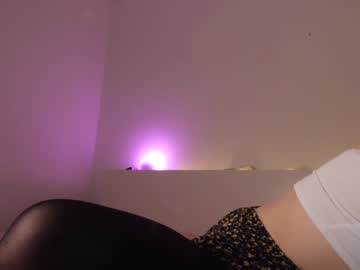 webcam girl sasha_ursx capture image #2198802