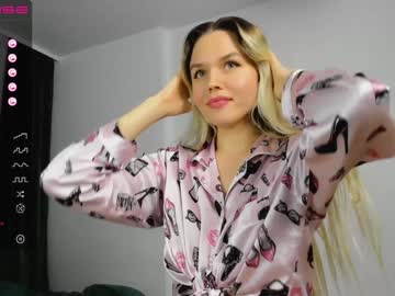 webcam girl corni__ capture image #4425237