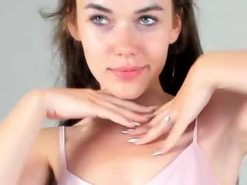 webcam girl super_pusichki capture image #3019868