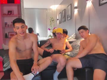 webcam man fratguysonline capture image #2198012