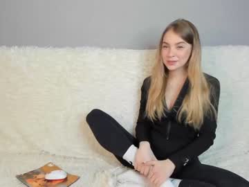 webcam girl katya_loves capture image #5224933
