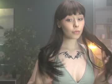 webcam girl ella_knockers_xl capture image #2928970