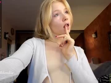 webcam girl bestblondiiecb capture image #4017323