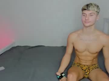 webcam couple skinnnkiss capture image #4305286