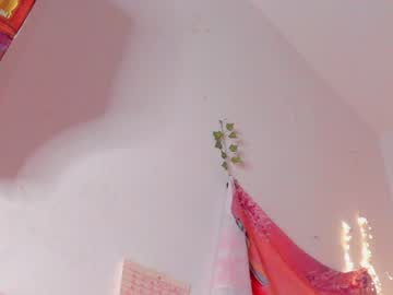 webcam girl kaveskiki capture image #1995183