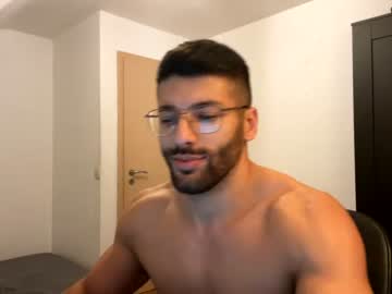 webcam man rogan1604 capture image #1323101