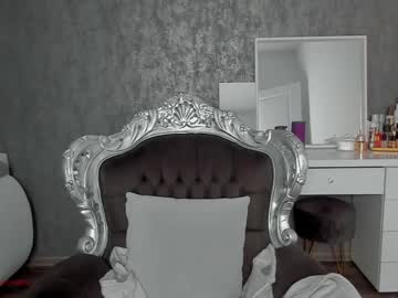 webcam girl moniqueeass capture image #1869471