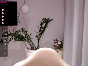 webcam girl small_blondee capture image #3515365