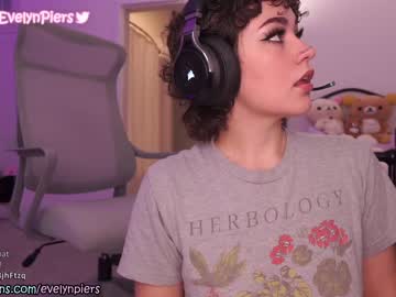 webcam girl evelynpiers capture image #3509149
