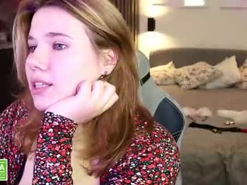 webcam girl girl_u_never_met capture image #4107917