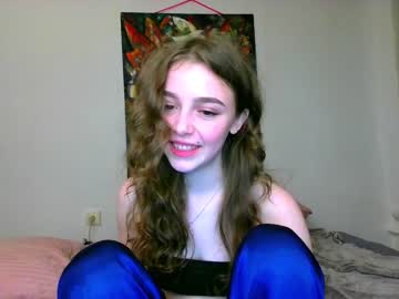 webcam girl 4prin2cess0 capture image #14095