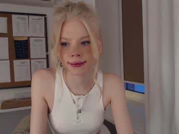 webcam girl sonyaplush capture image #1632700