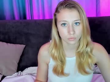 webcam girl emily_tayl0r capture image #4342844