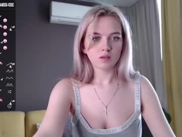webcam girl small_blondee capture image #2362037