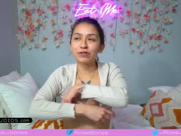 webcam girl rosiebones capture image #2561498
