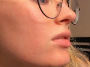 webcam girl linellali capture image #4321733