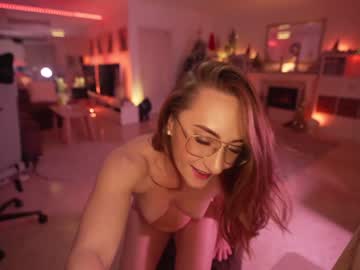 webcam girl hannahjames710 capture image #1124058