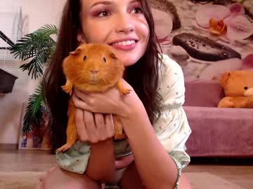 webcam girl jennycutey capture image #3540368