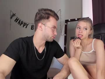 webcam couple dominant_family capture image #1960610