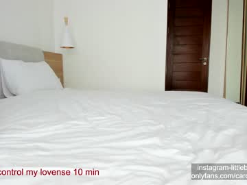 webcam girl carolinaherera capture image #3050400