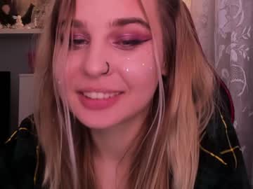webcam girl sweetmila1 capture image #4770085