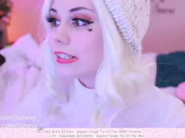 webcam girl runesy capture image #1049230