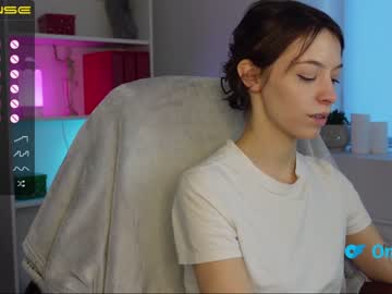 webcam girl agelina_summer capture image #4833121