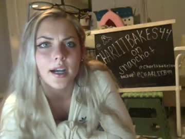 webcam girl charlitbaker capture image #1393353