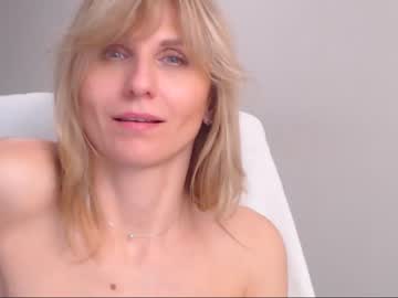 webcam girl lady_ada capture image #958210