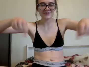 webcam girl hi_so_shy capture image #2397630