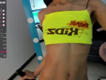 webcam girl sweet_littleee capture image #1490134