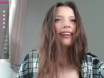 webcam girl isia_slay capture image #1682695