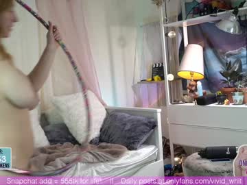 webcam girl vivid_whit capture image #2818379