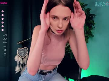 webcam girl dooorajaav capture image #1647286