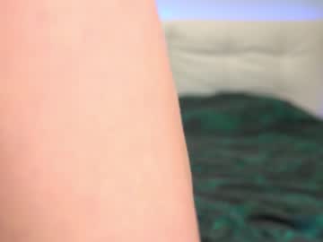 webcam girl trisloveiso capture image #1047247