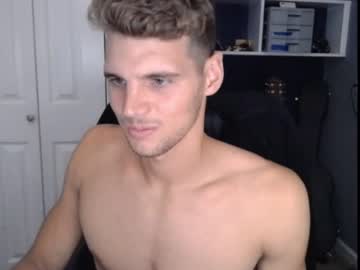 webcam man nhandgrenades capture image #320648