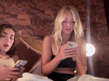 webcam girl lucyholly capture image #5582024