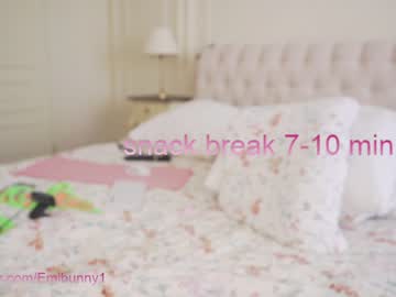 webcam girl emilia98xxx capture image #3666195