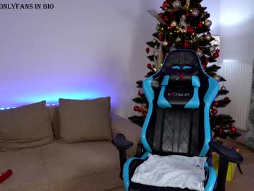 webcam girl naughtyrider69 capture image #1172529
