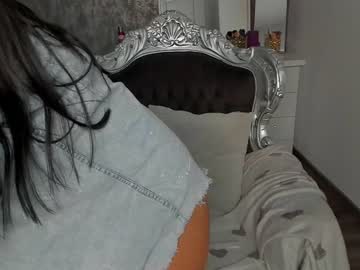 webcam girl moniqueeass capture image #2080691