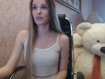 webcam girl ariana_777 capture image #2690572