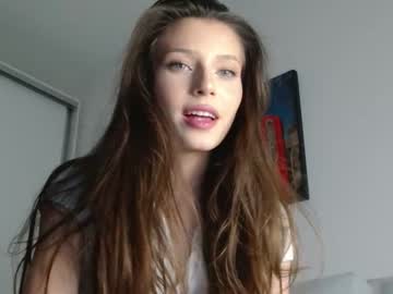 webcam girl isia_slay capture image #3359405