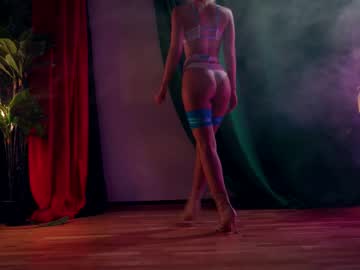 webcam girl artmosphera capture image #3996053