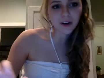 webcam girl isla_flowers capture image #694796
