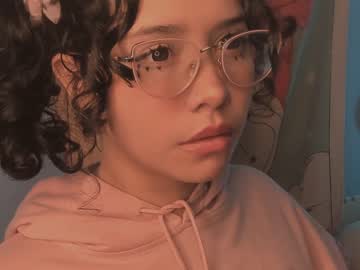 webcam girl angelmoouth capture image #5503960