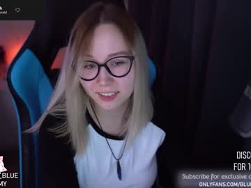 webcam girl blue_mooncat capture image #1191292