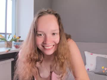 webcam girl charmelina capture image #3231822