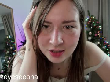 webcam girl eyeseeona3 capture image #4625728